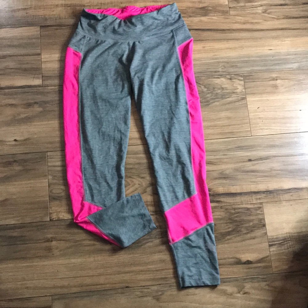 Puma grey and pink legging yoga pants